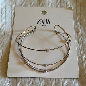Zara gold Necklace with Pearl Details